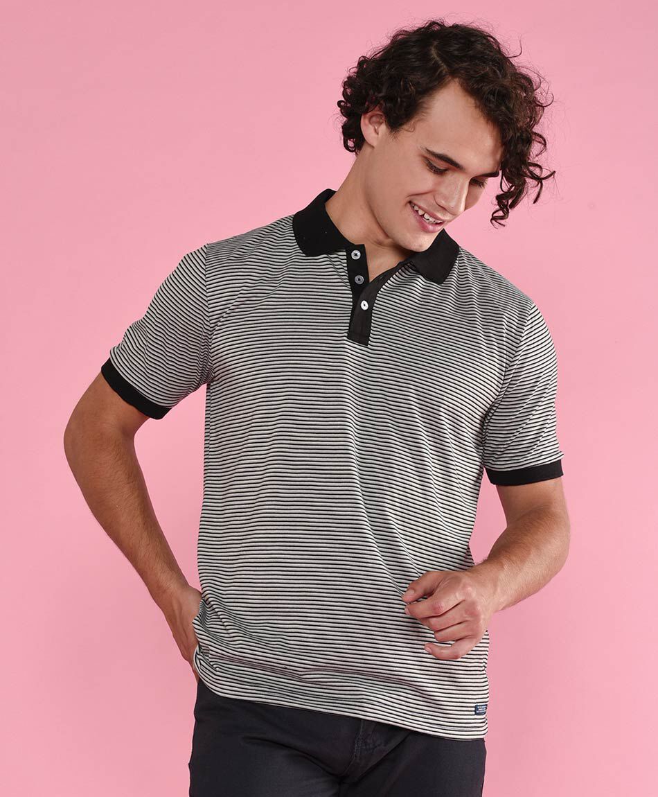 Polera cuello polo