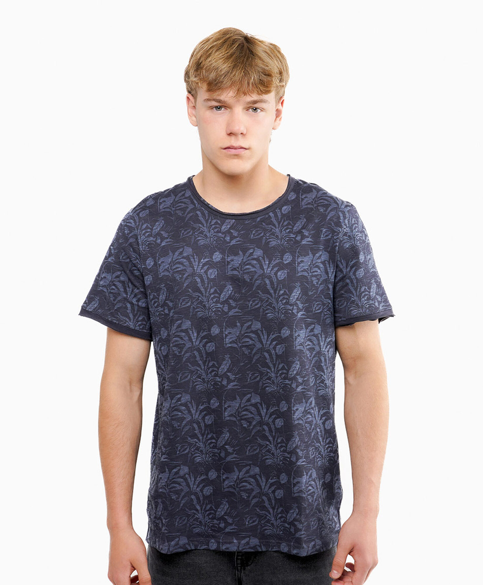 Polera hombre relaxed fid Polera hombre relaxed fid