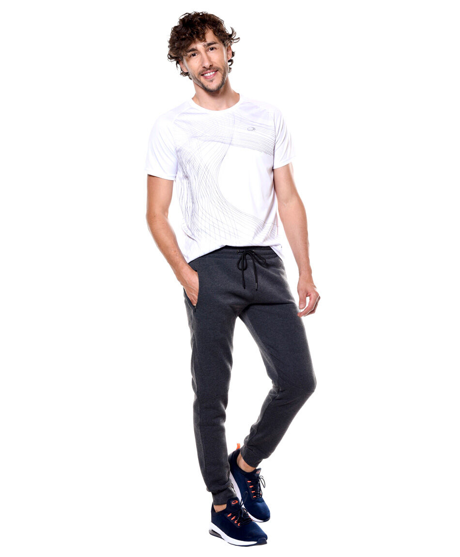 Pantalon deportivo cortes