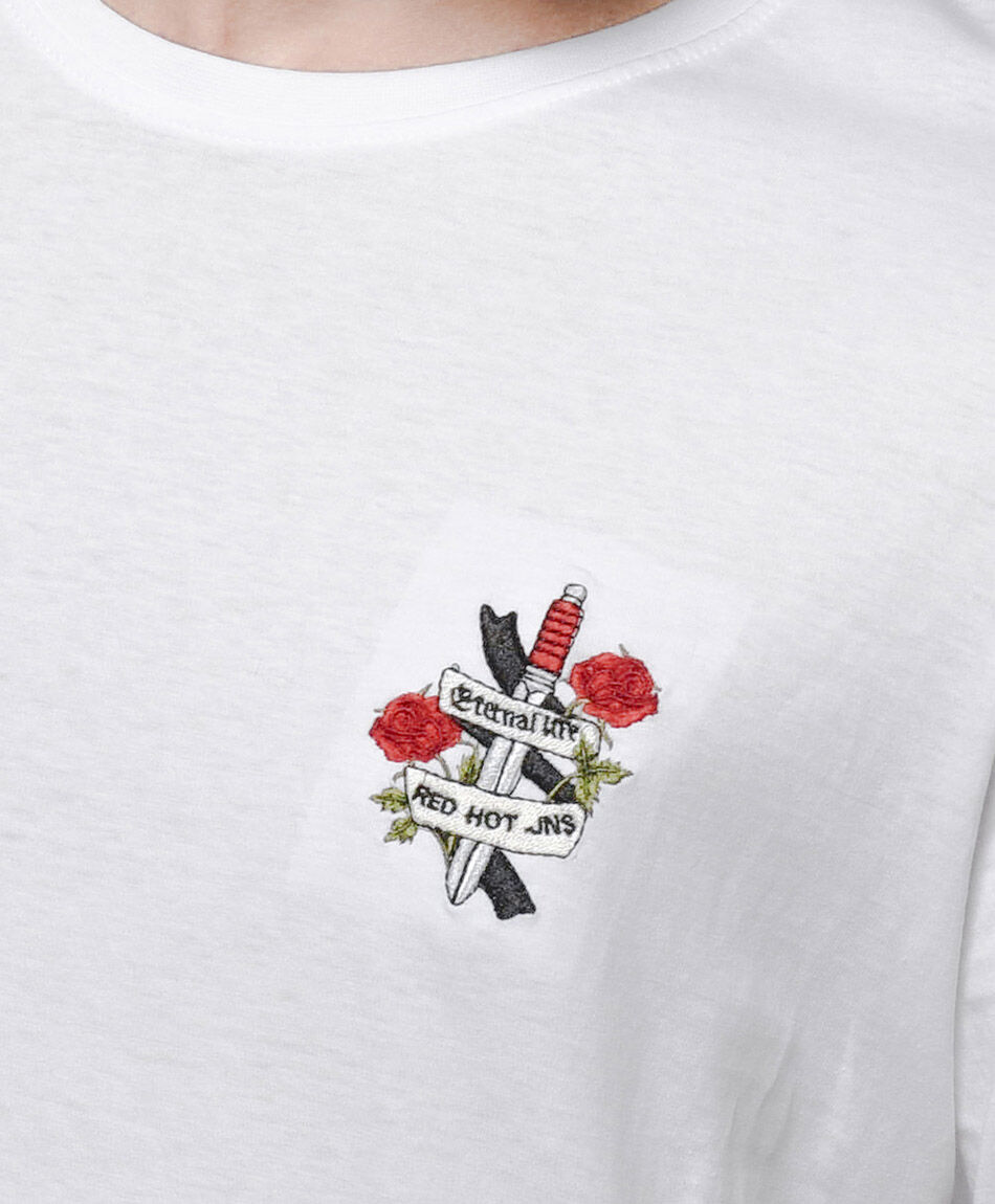 Polera hombre parche espada