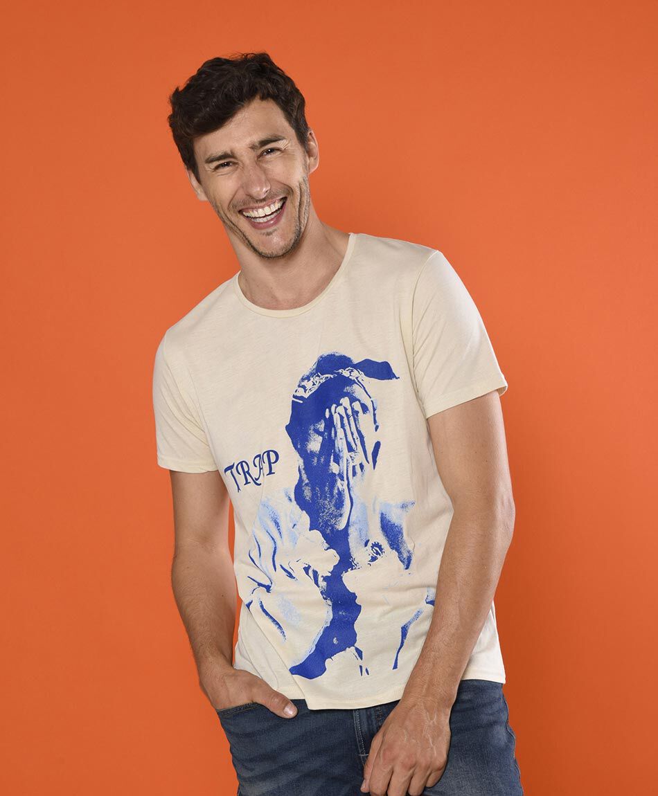 Polera manga corta cuello redondo