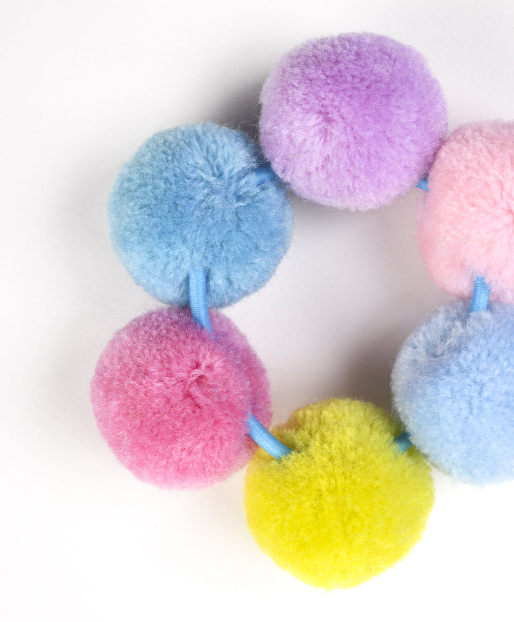 Colet infantil pompones Colet infantil pompones