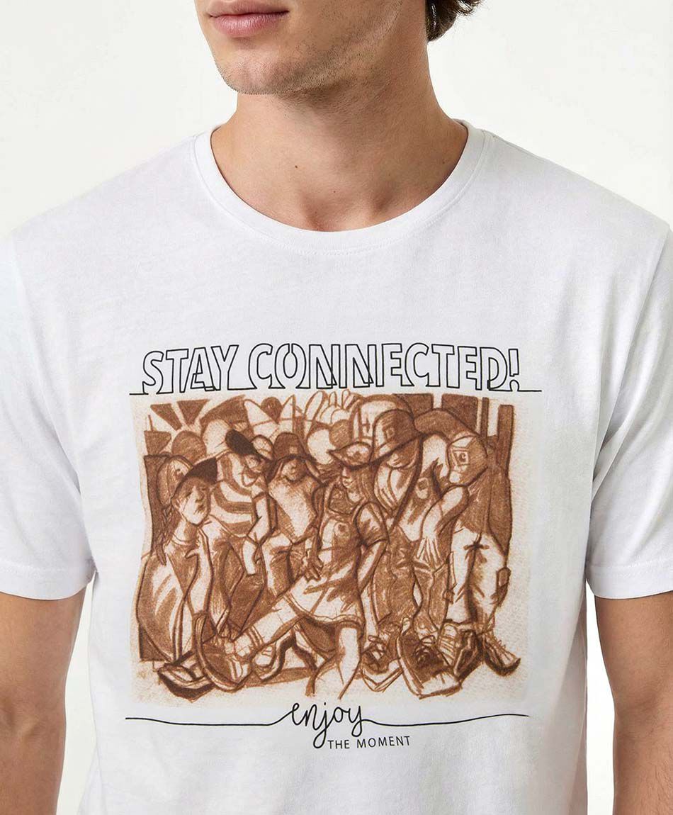 Polera hombre stay connected
