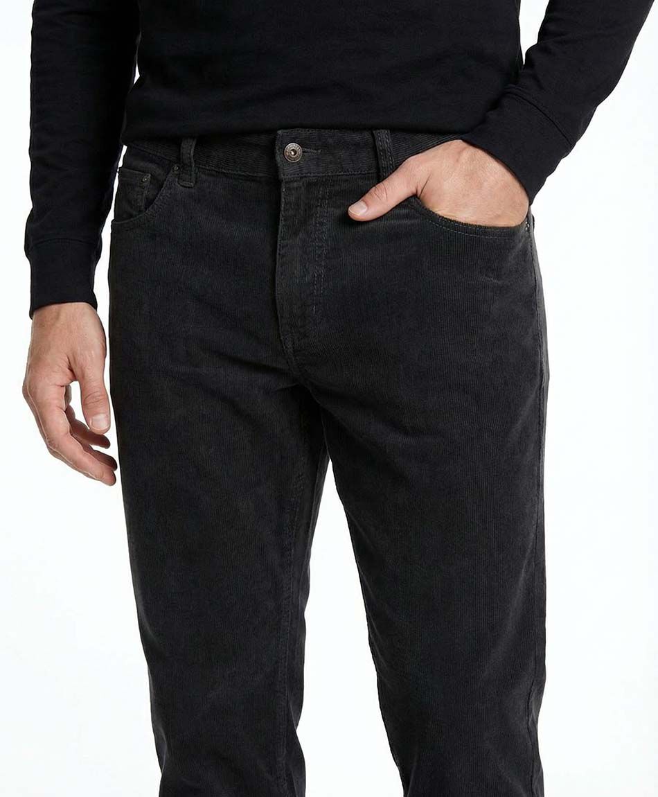 Pantal&oacute;n hombre dise&ntilde;o corderoy gris oscuro