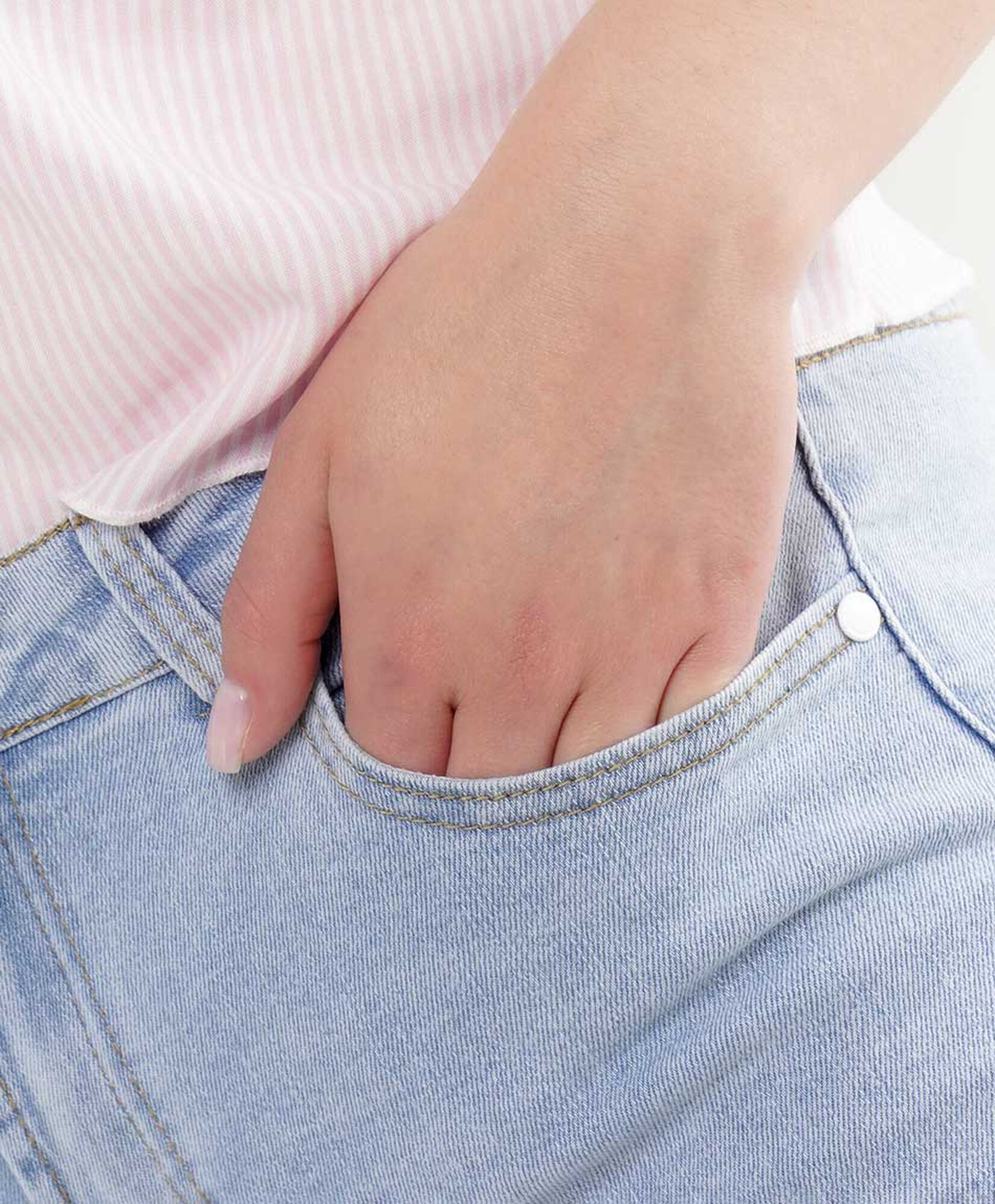 Jeans mujer detalle basta Jeans mujer detalle basta