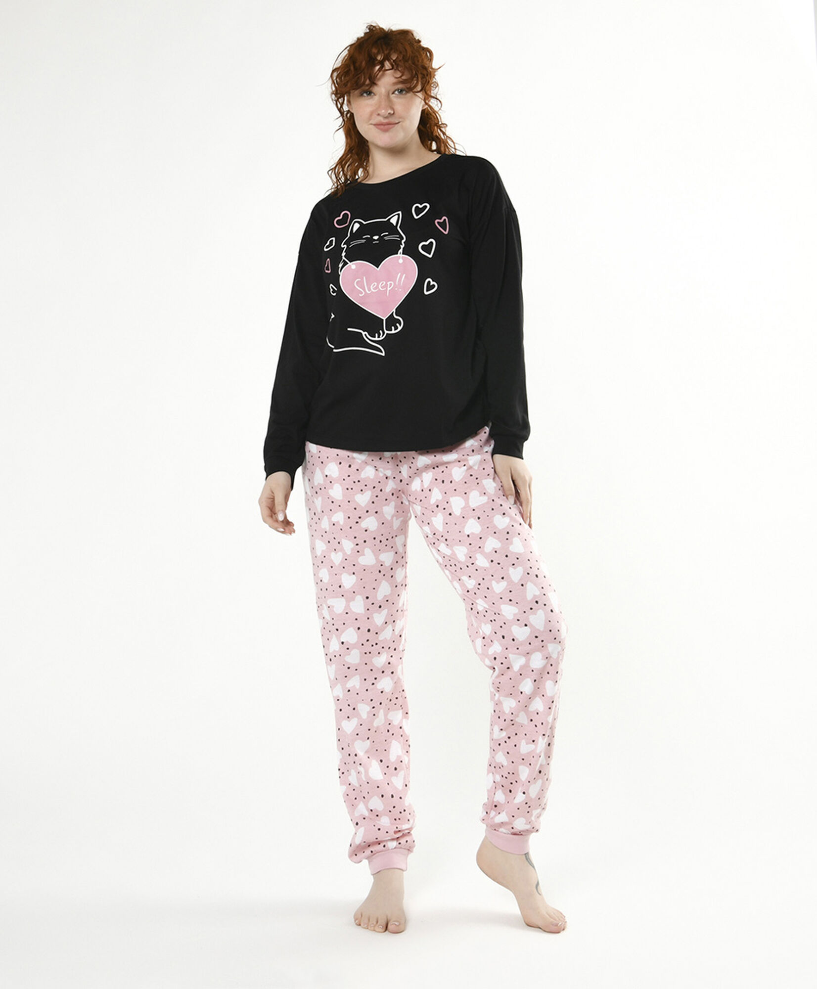 Pijama mujer gatos y corazones Pijama mujer gatos y corazones