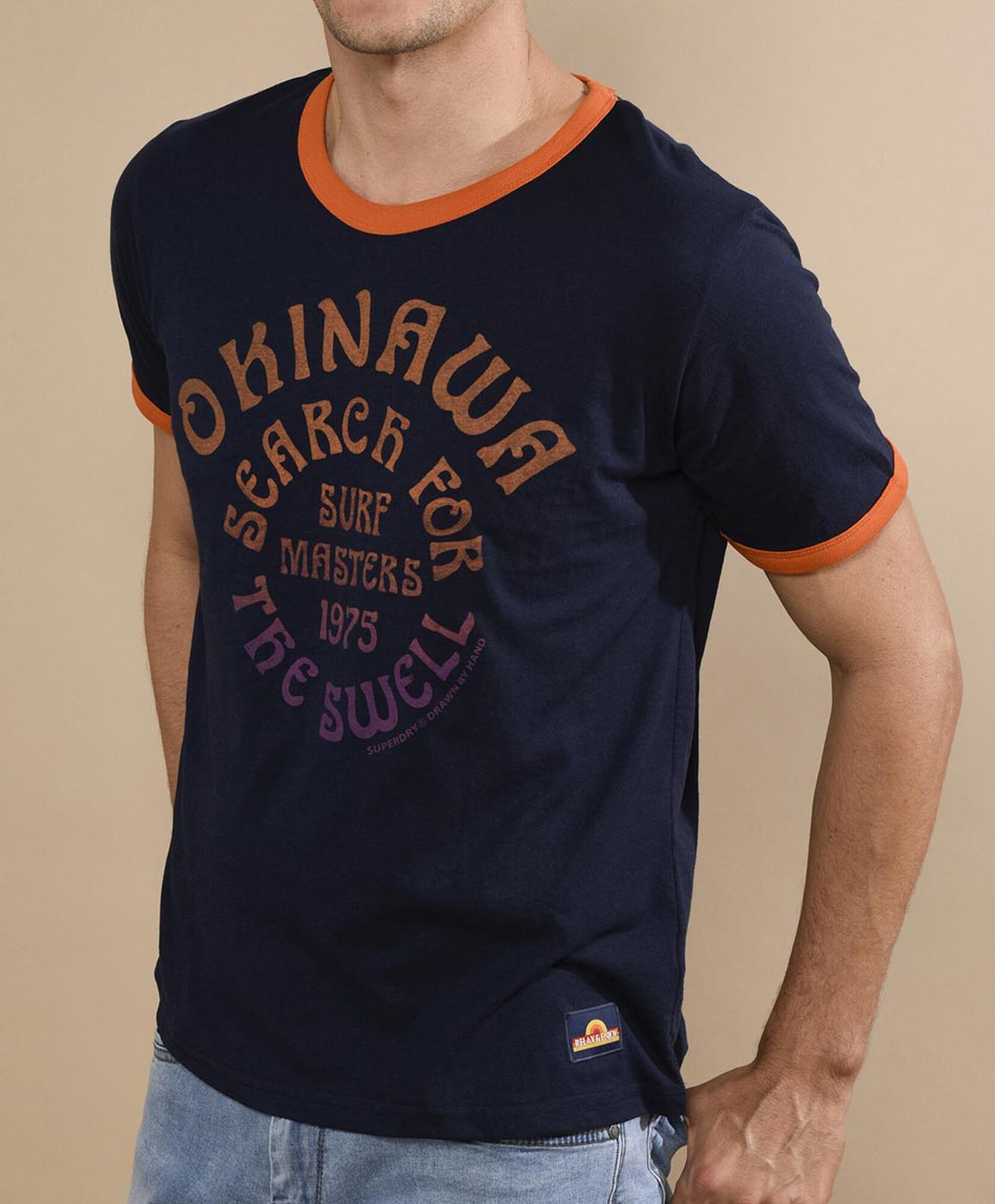 Polera manga corta cuello redondo Polera manga corta cuello redondo