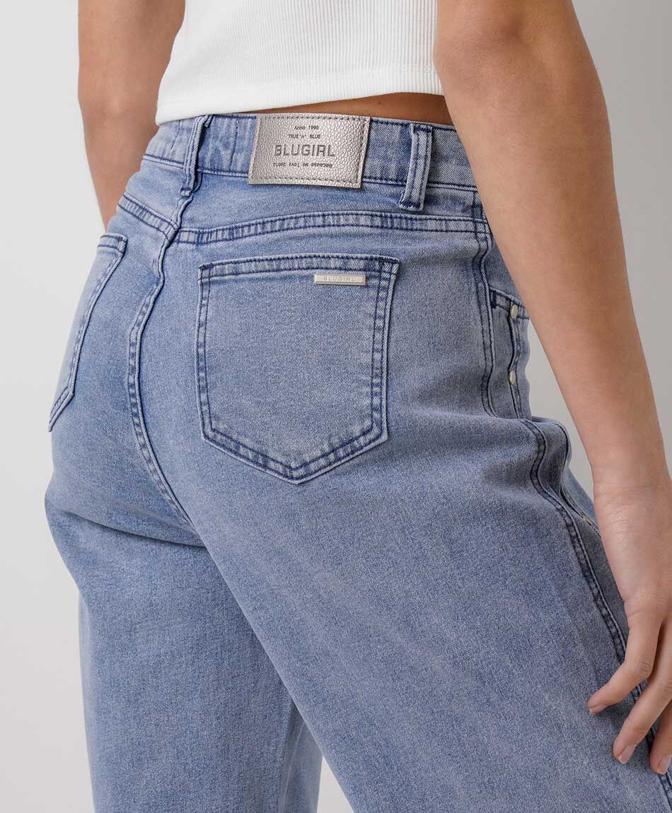 Jeans mujer straight tachas laterales