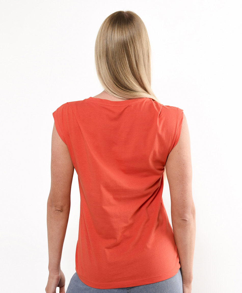 Polera mujer bordado coraz&oacute;n