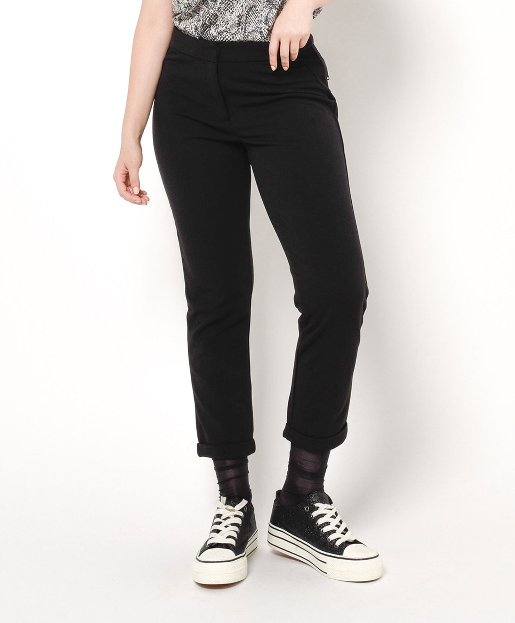 Pantalón mujer corto con basta Pantalón mujer corto con basta