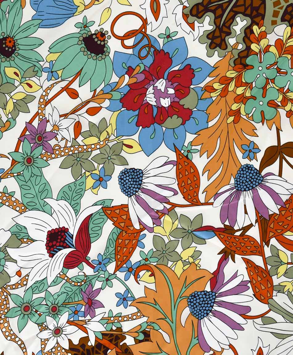 Pa&ntilde;uelo mujer floral