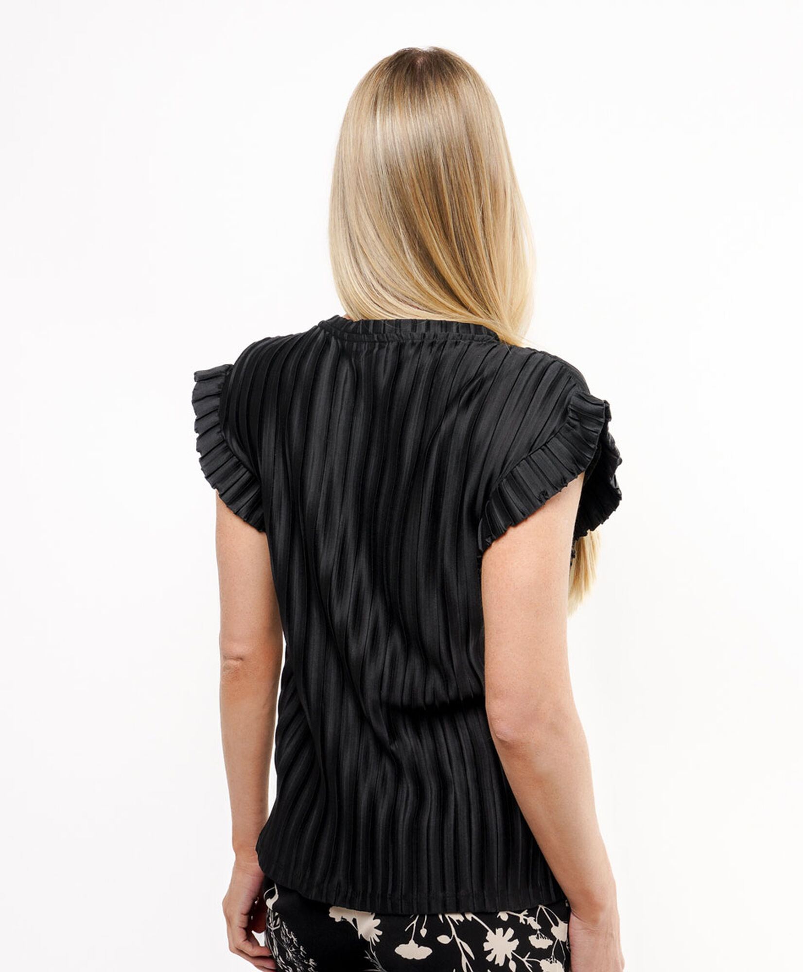 Polera mujer plisada manga vuelo Polera mujer plisada manga vuelo
