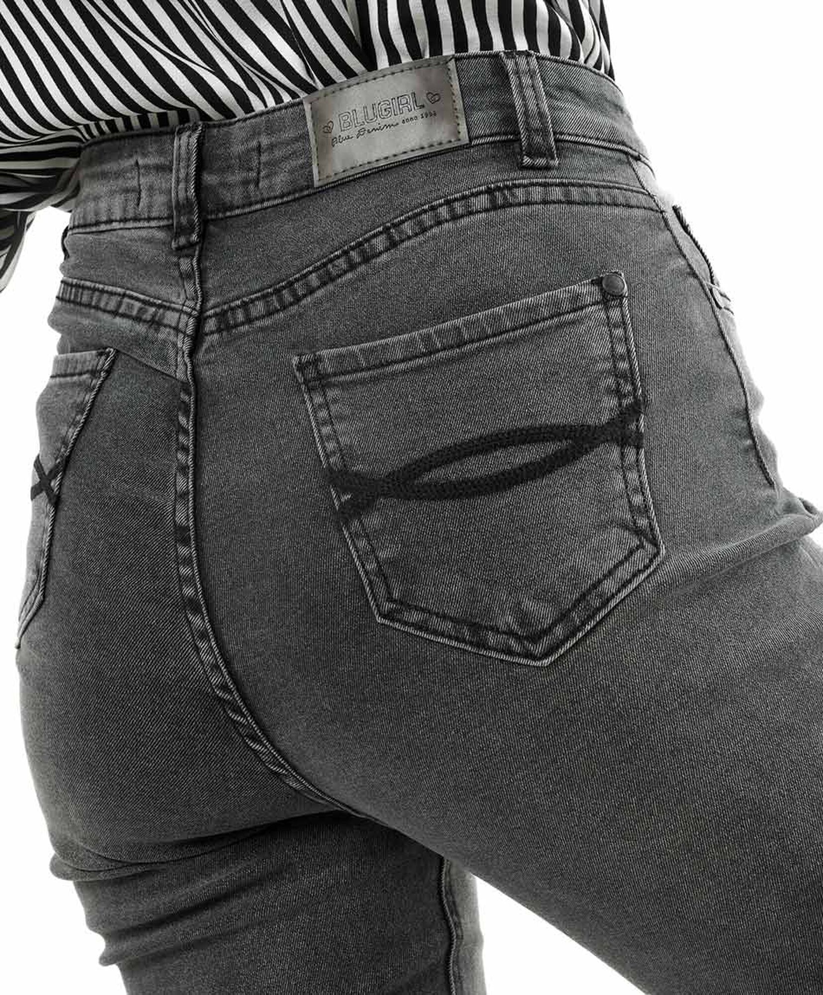 Jeans mujer cinta en basta flare Jeans mujer cinta en basta flare
