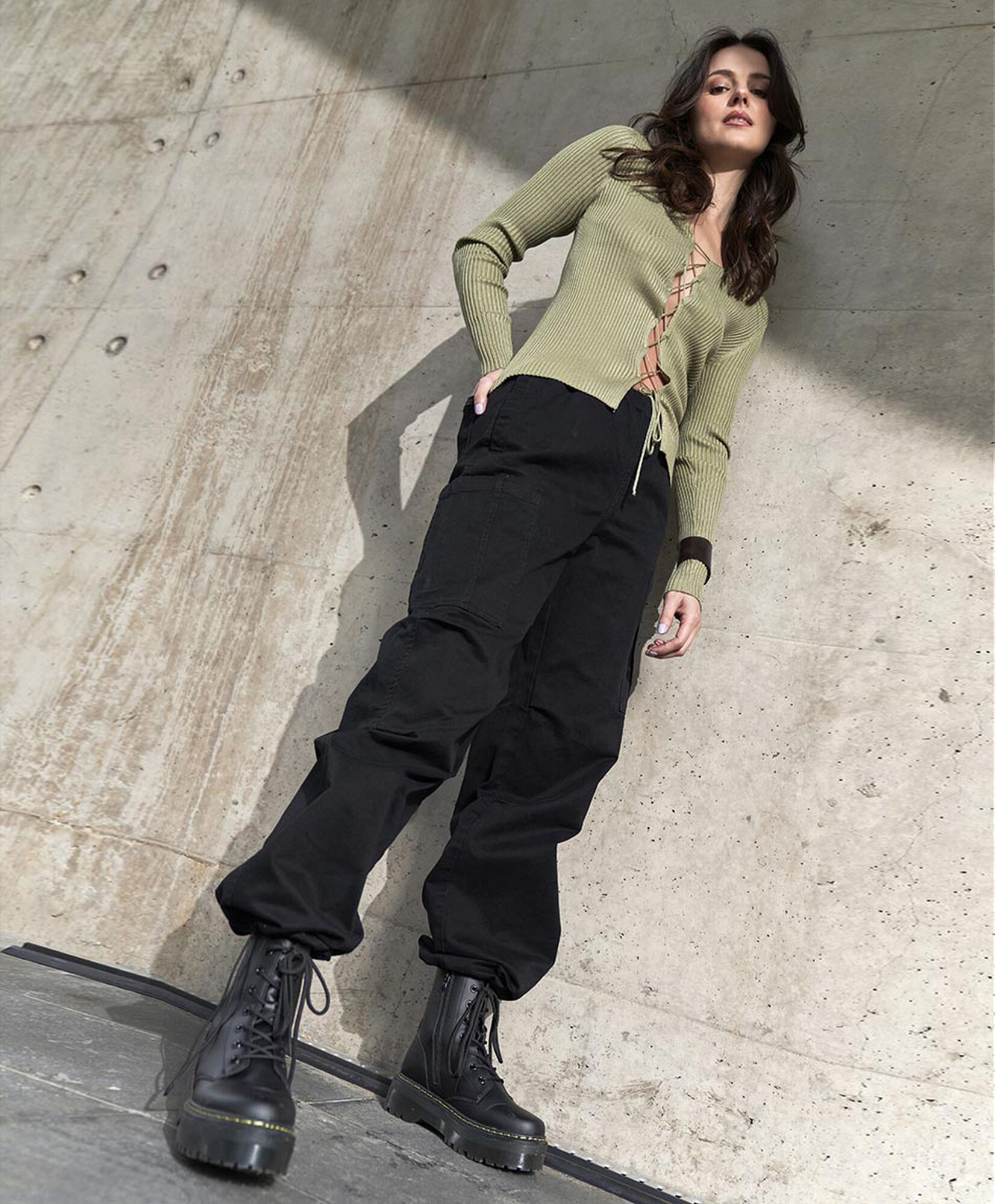 Pantalón mujer cargo elásticos wide Pantalón mujer cargo elásticos wide
