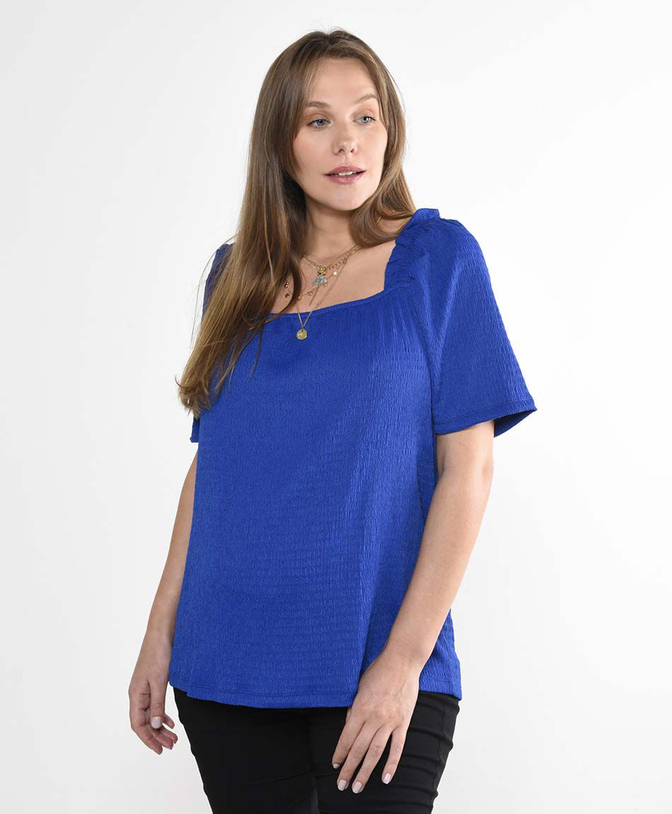 Polera manga corta cuello cuadrado