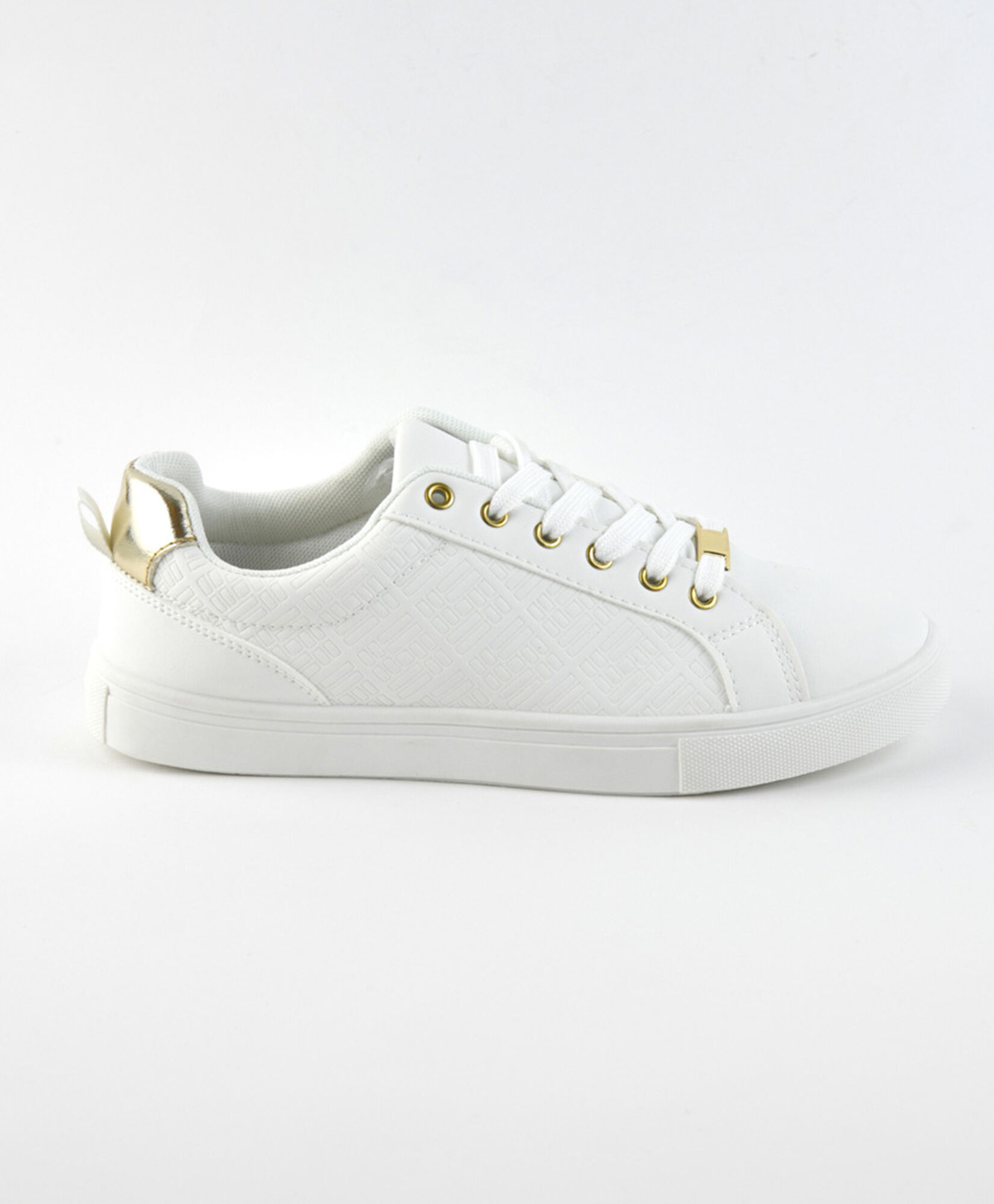 Zapatilla mujer blanca diseño Zapatilla mujer blanca diseño