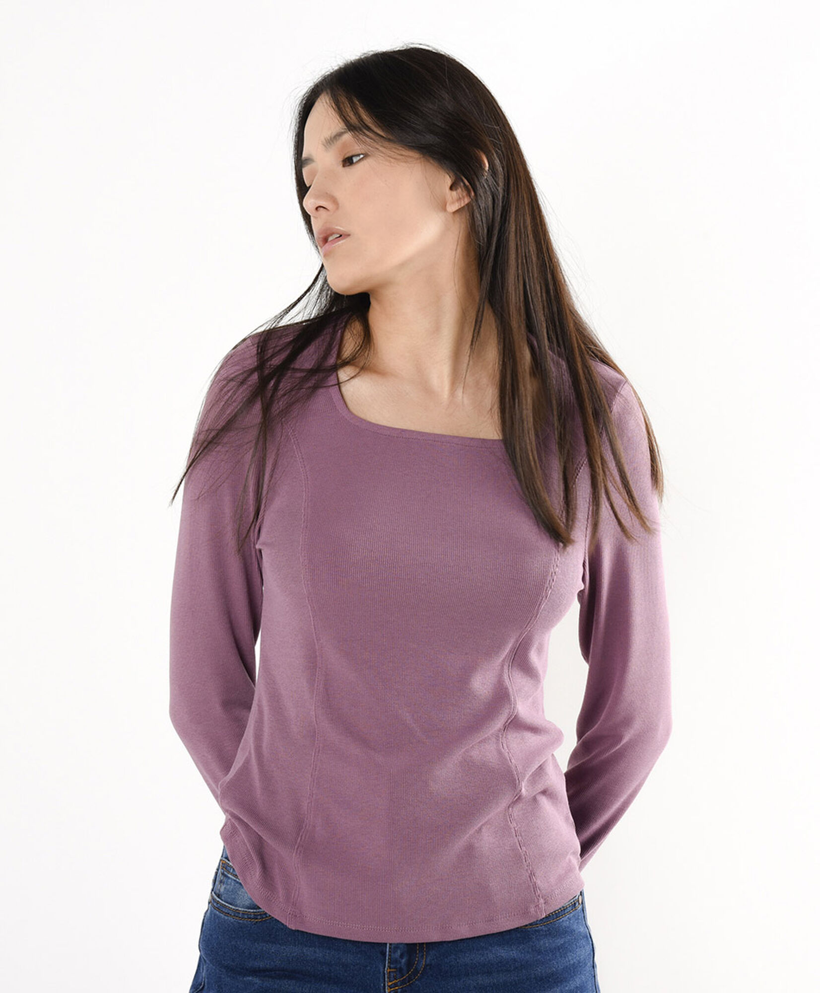 Polera mujer costuras frontales Polera mujer costuras frontales