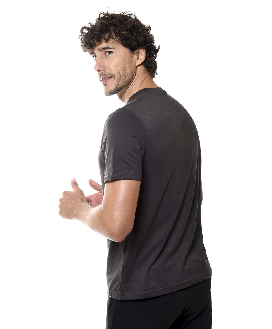 Polera deportiva