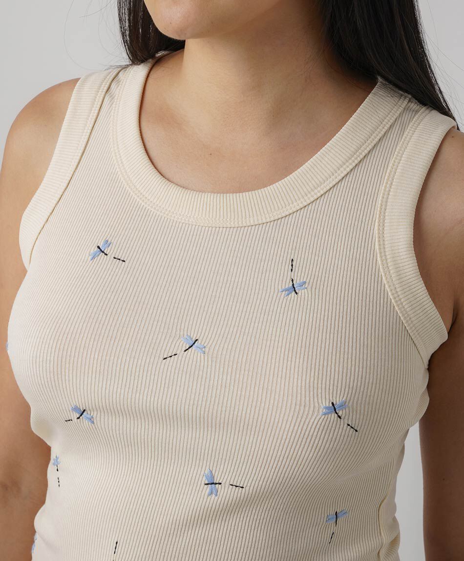 Polera mujer lib&eacute;lulas bordadas