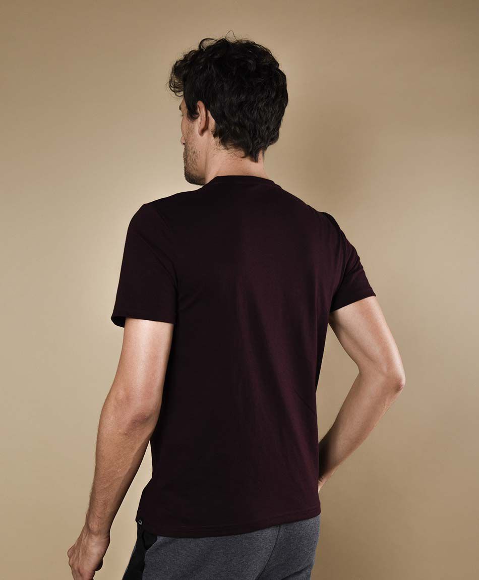 Polera deportiva manga corta cuello redondo