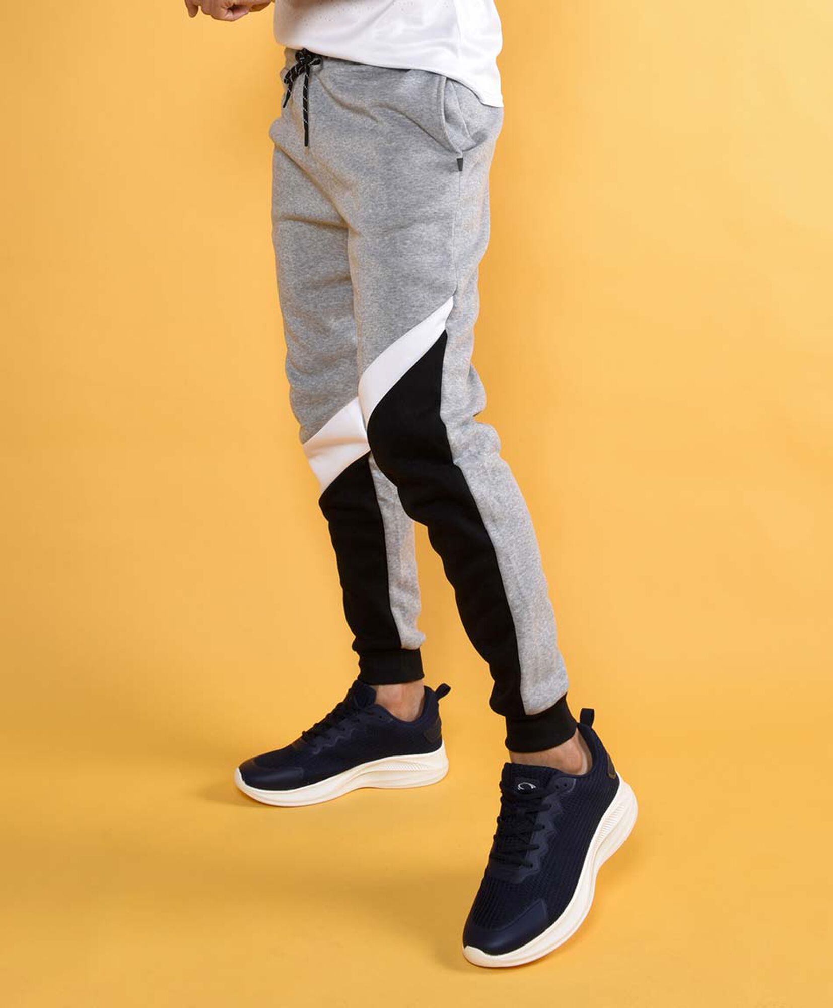 Pantalón de buzo skinny fit Pantalón de buzo skinny fit