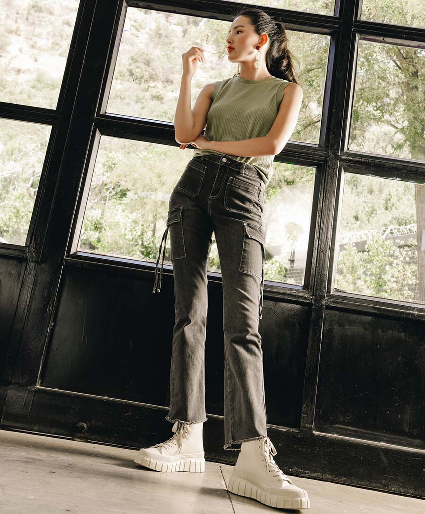 Jeans mujer cargo lazos Jeans mujer cargo lazos