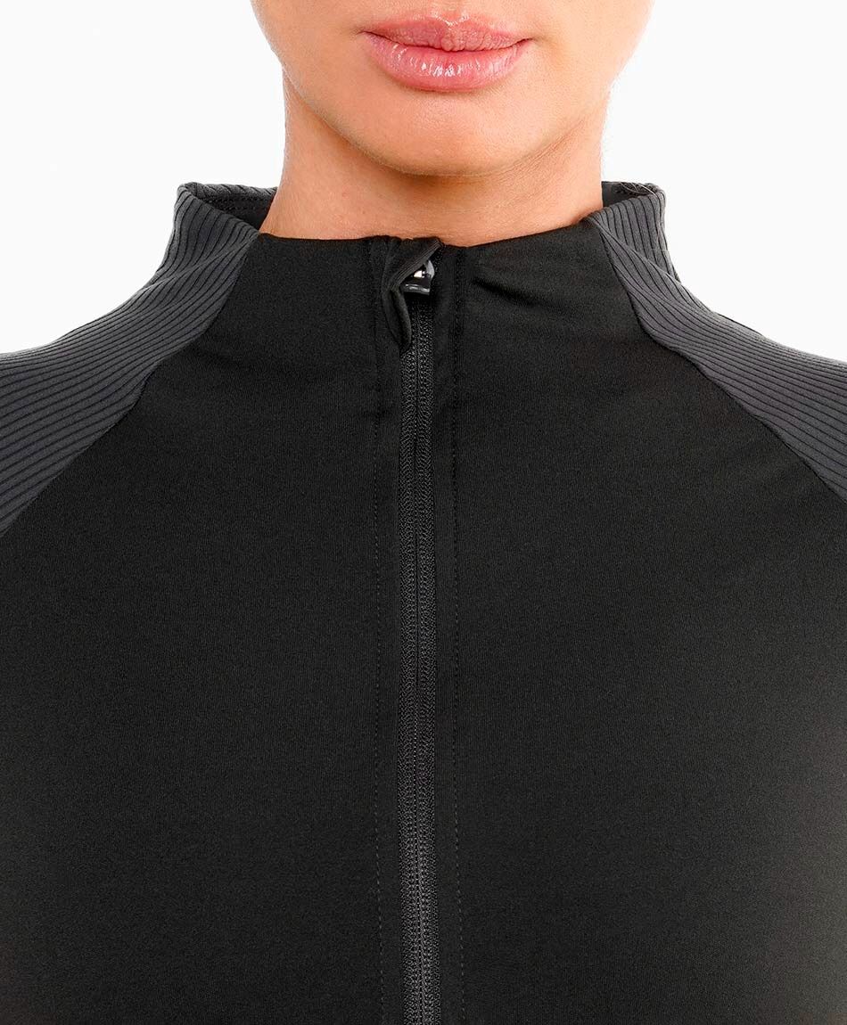 Poler&oacute;n deportivo mujer dise&ntilde;o texturizado