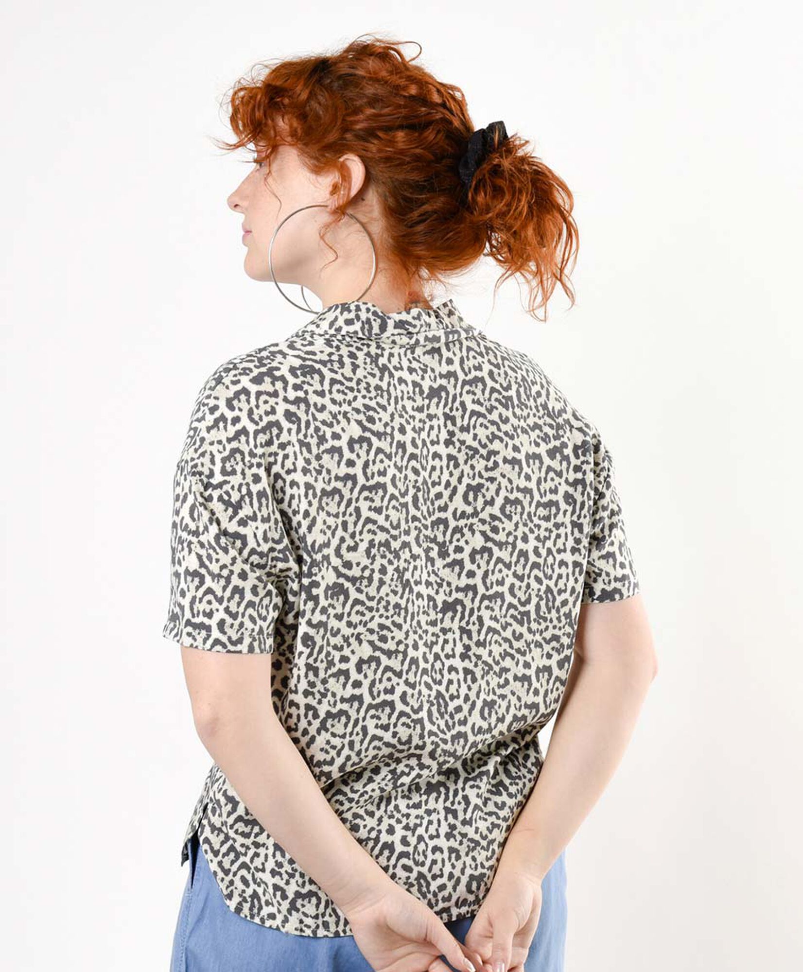 Blusa mujer animal print bolsillo Blusa mujer animal print bolsillo