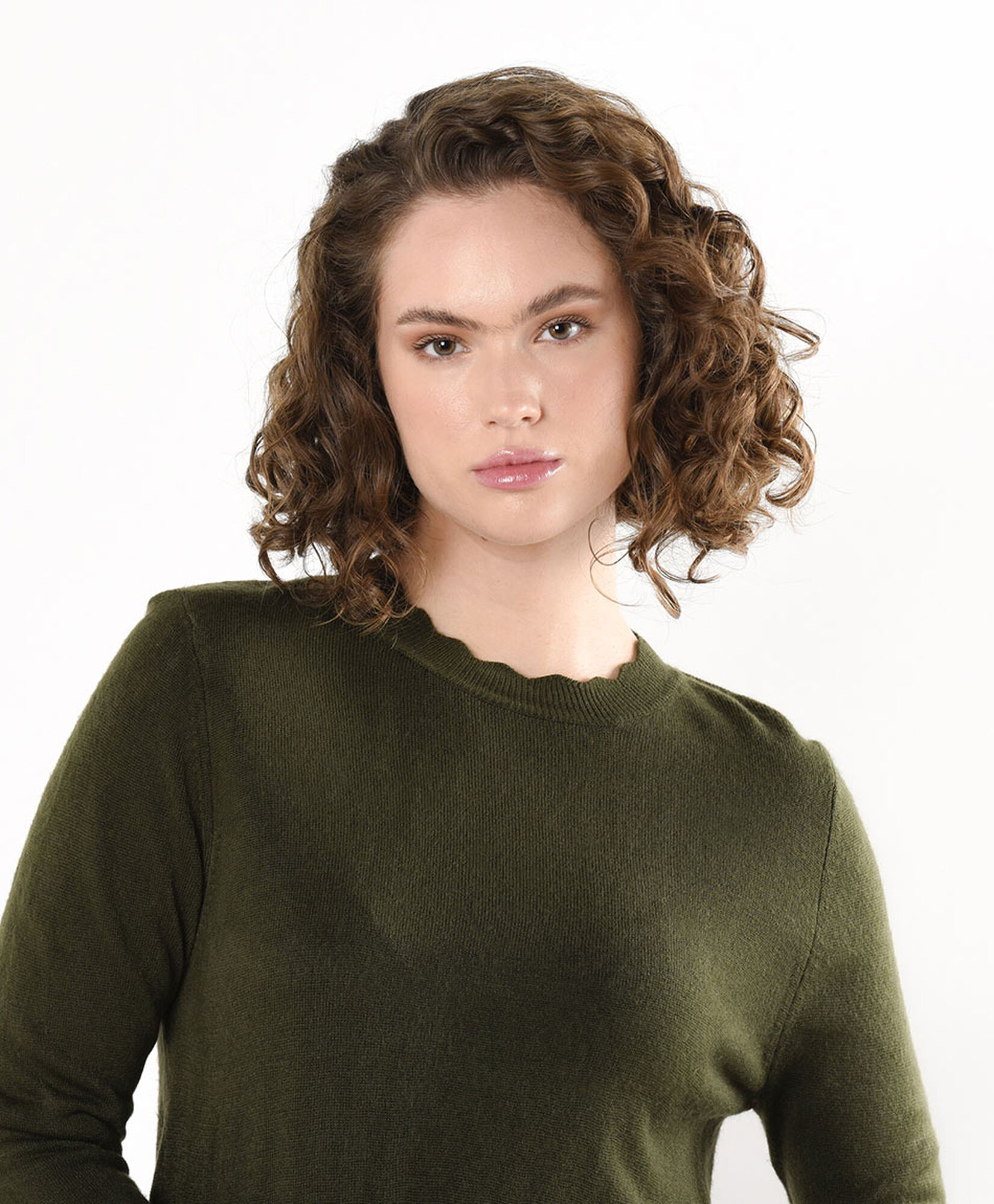 Sweater mujer liso cuello ondas Sweater mujer liso cuello ondas
