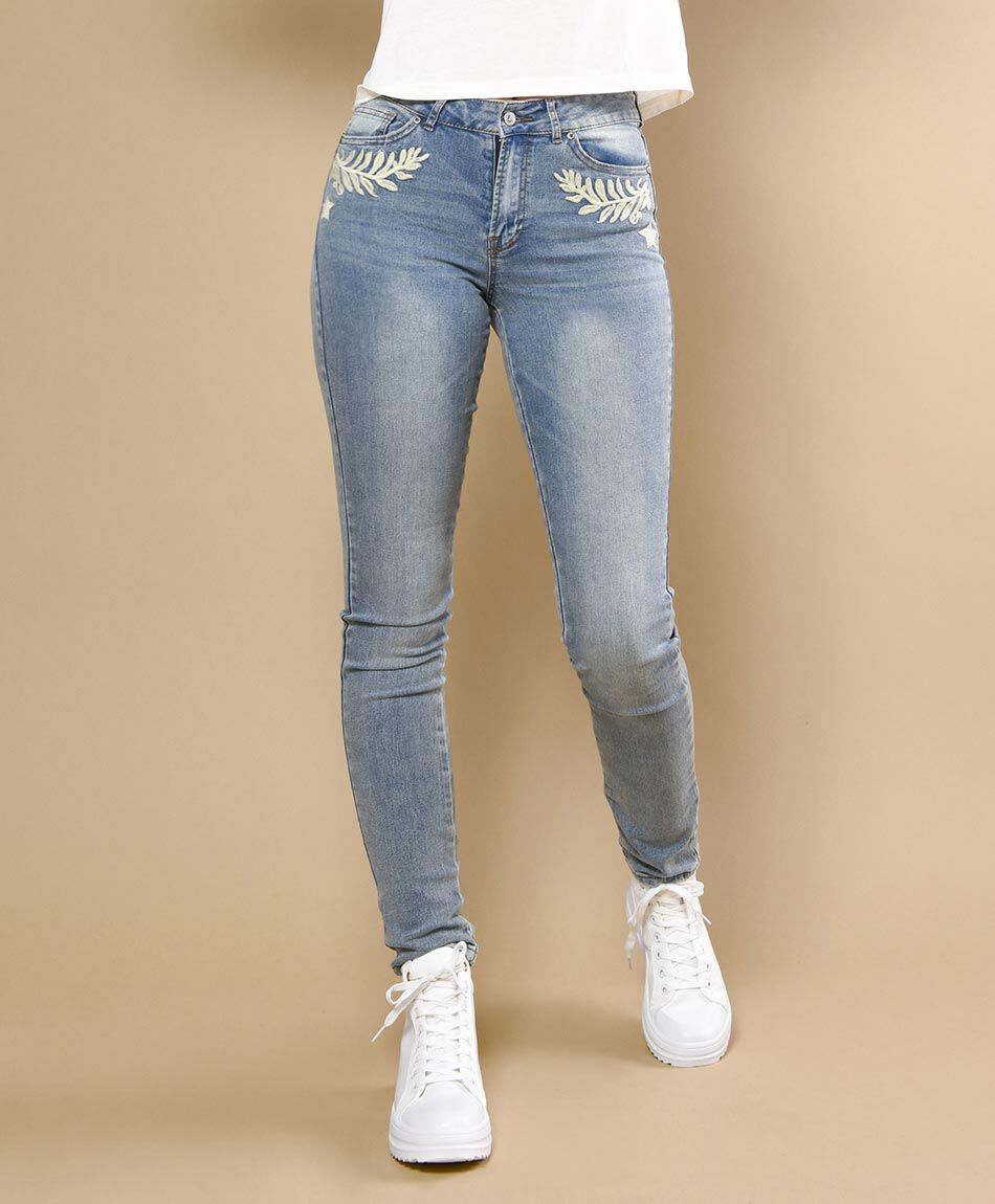Jeans tiro alto skinny fit
