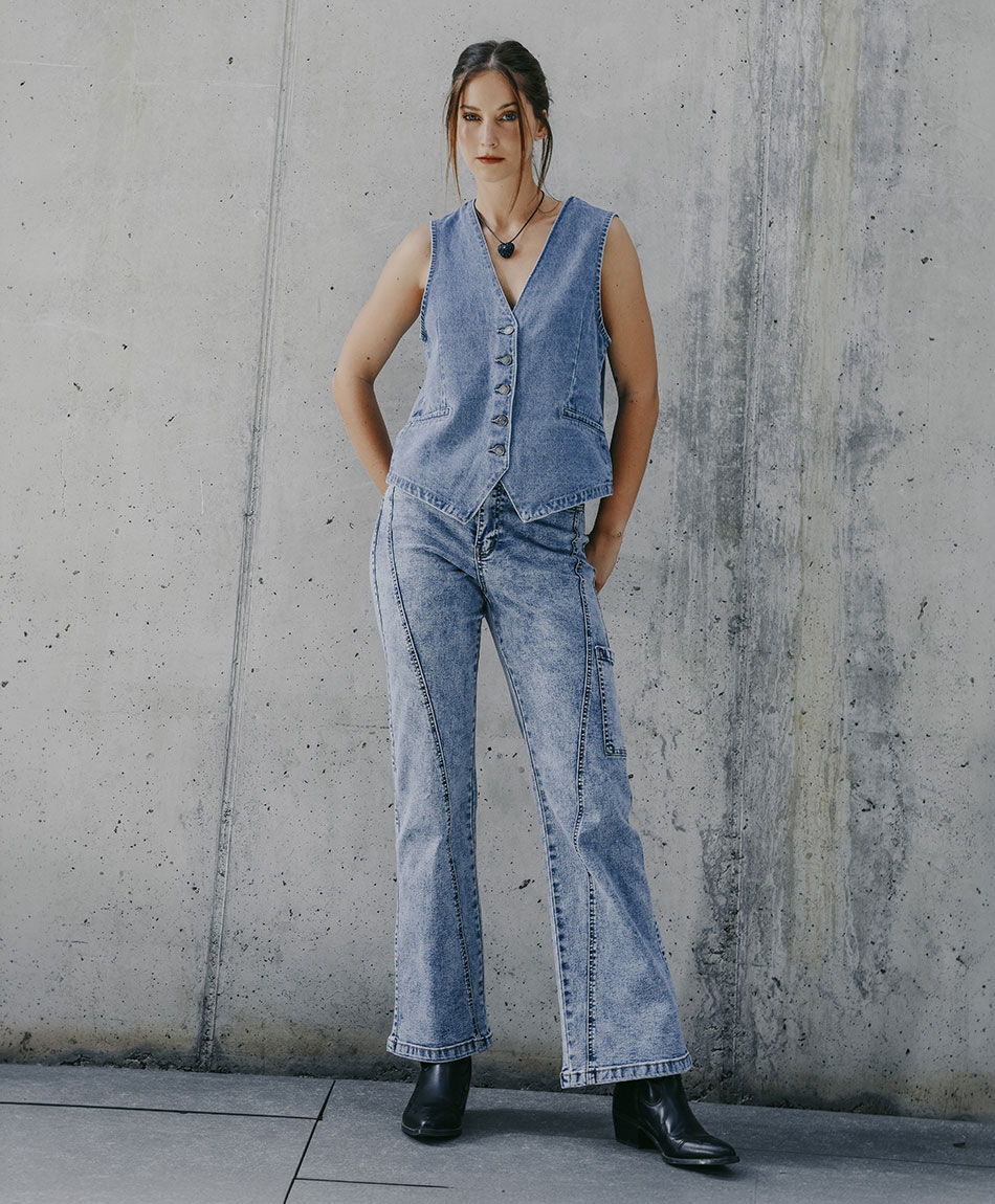 Jeans mujer wide leg bolsillos cargo