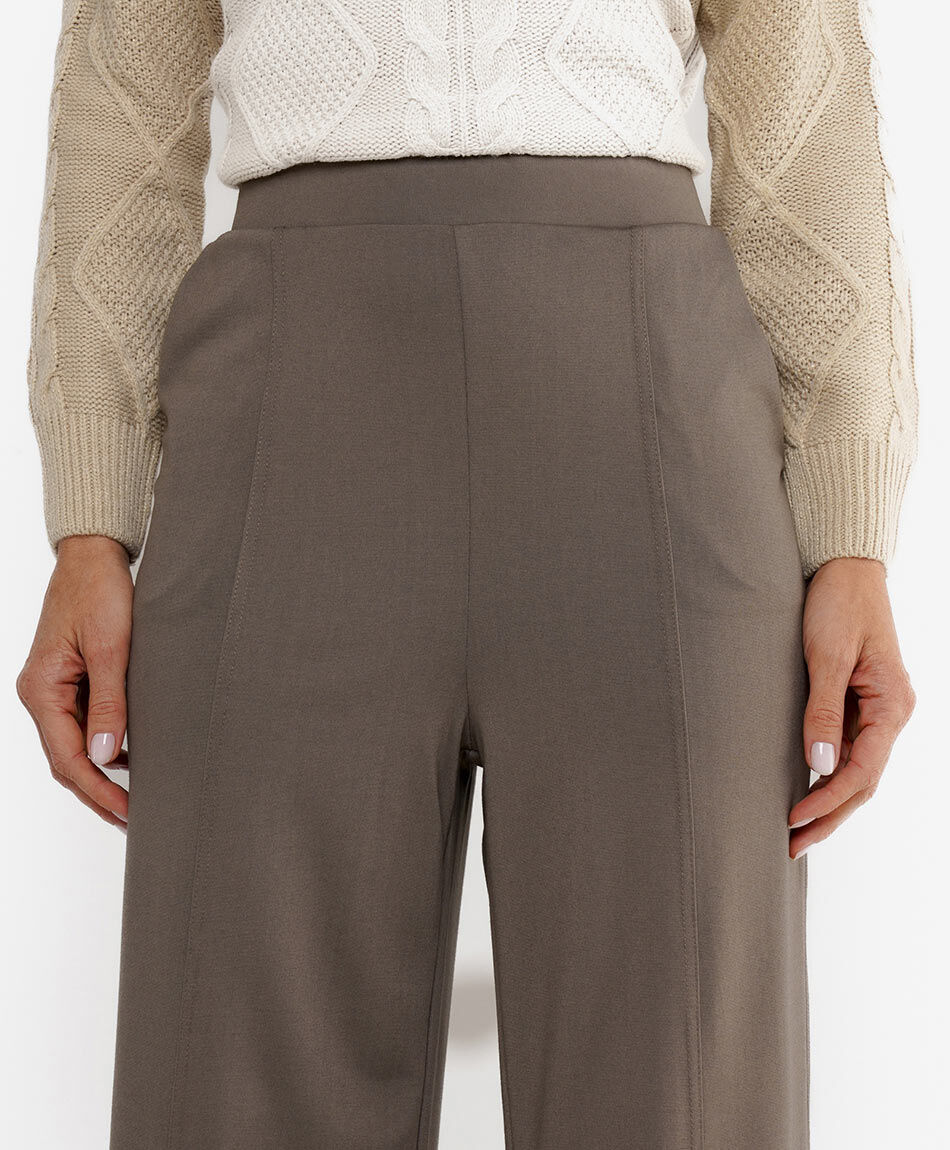 Pantal&oacute;n mujer l&iacute;nea bolsillos