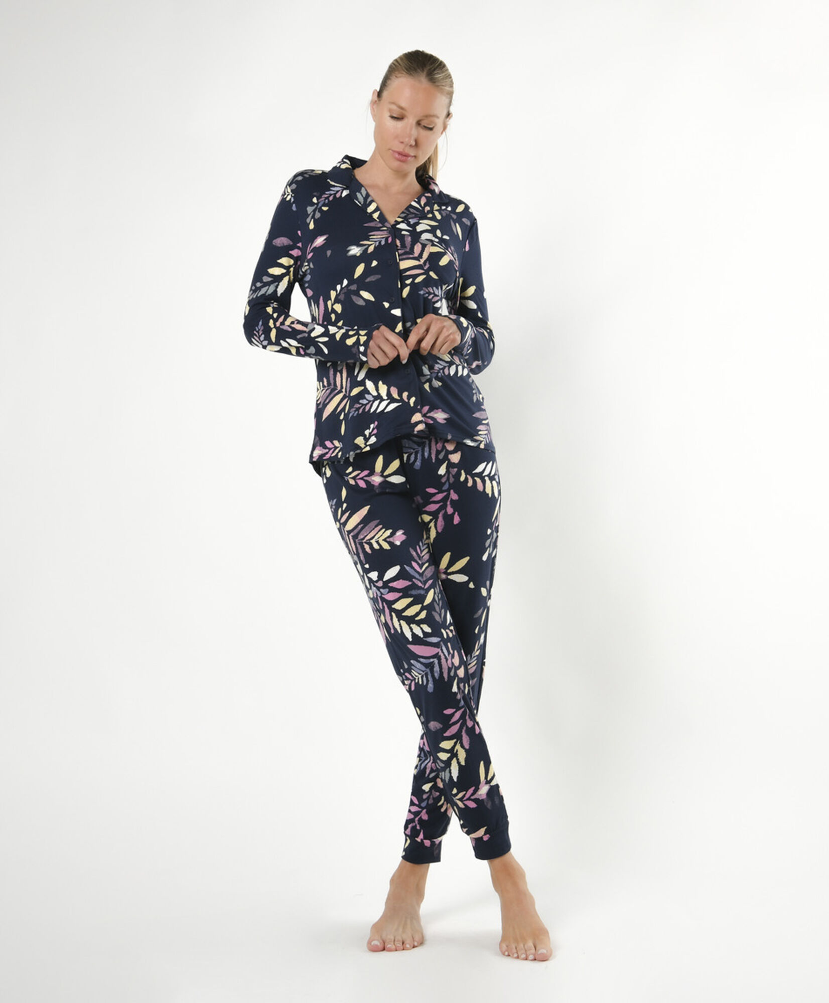 Pijama mujer camisero floreado Pijama mujer camisero floreado