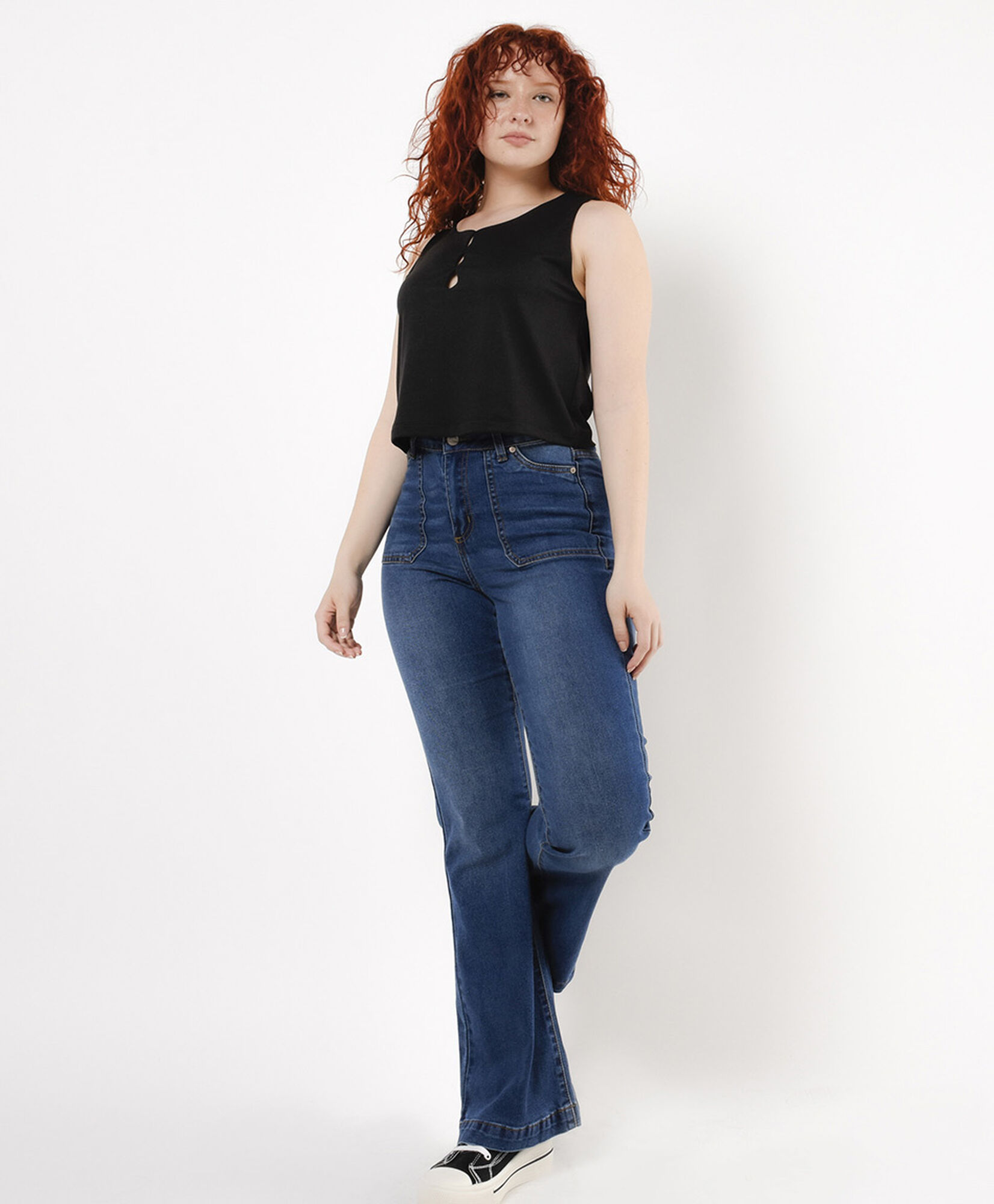 Jeans mujer bolsillos cuadrados flare Jeans mujer bolsillos cuadrados flare