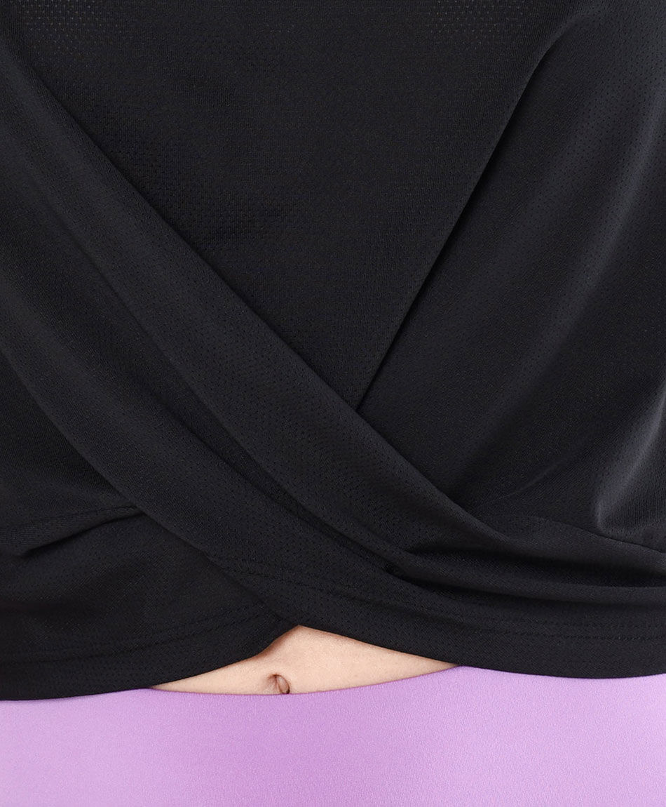 Polera deportiva mujer nudo frontal