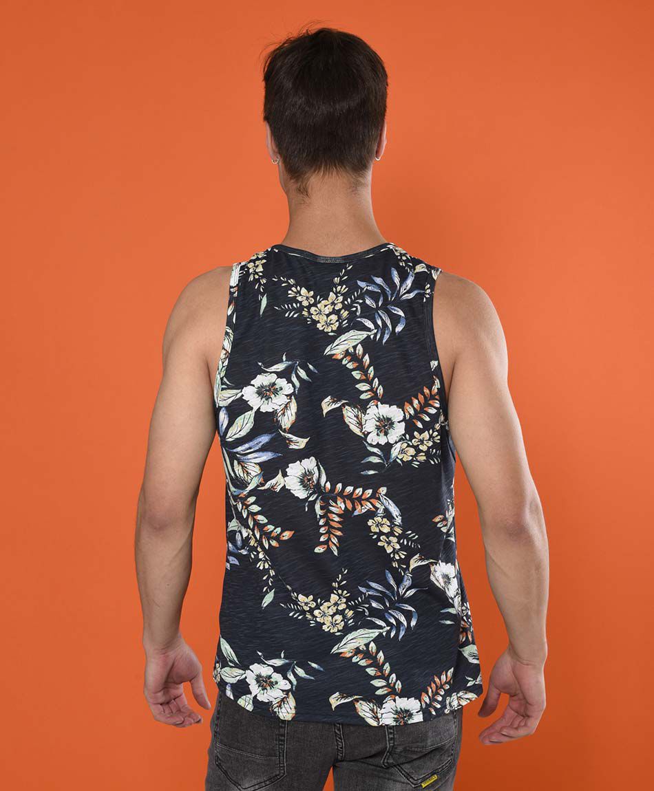 Polera sin mangas cuello redondo