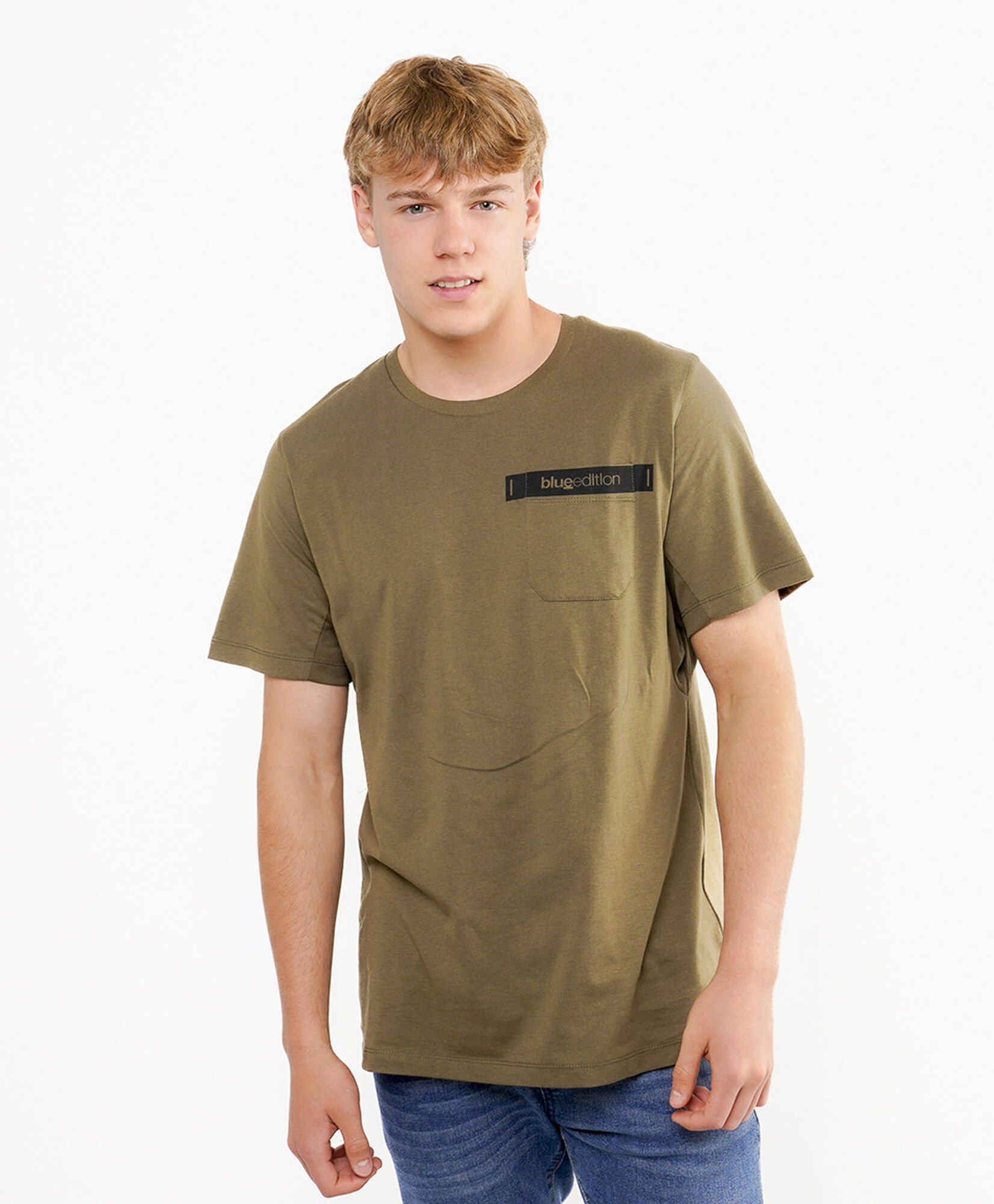 Polera hombre diseño bolsillo Polera hombre diseño bolsillo