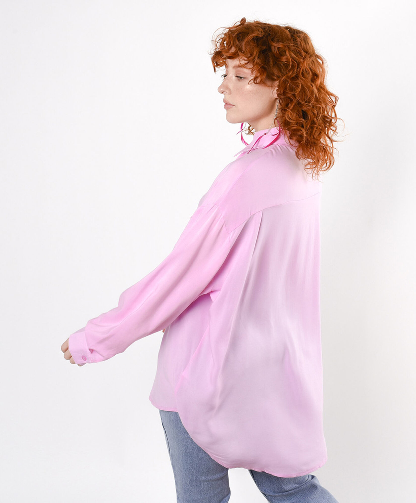 Blusa mujer oversize rosada Blusa mujer oversize rosada