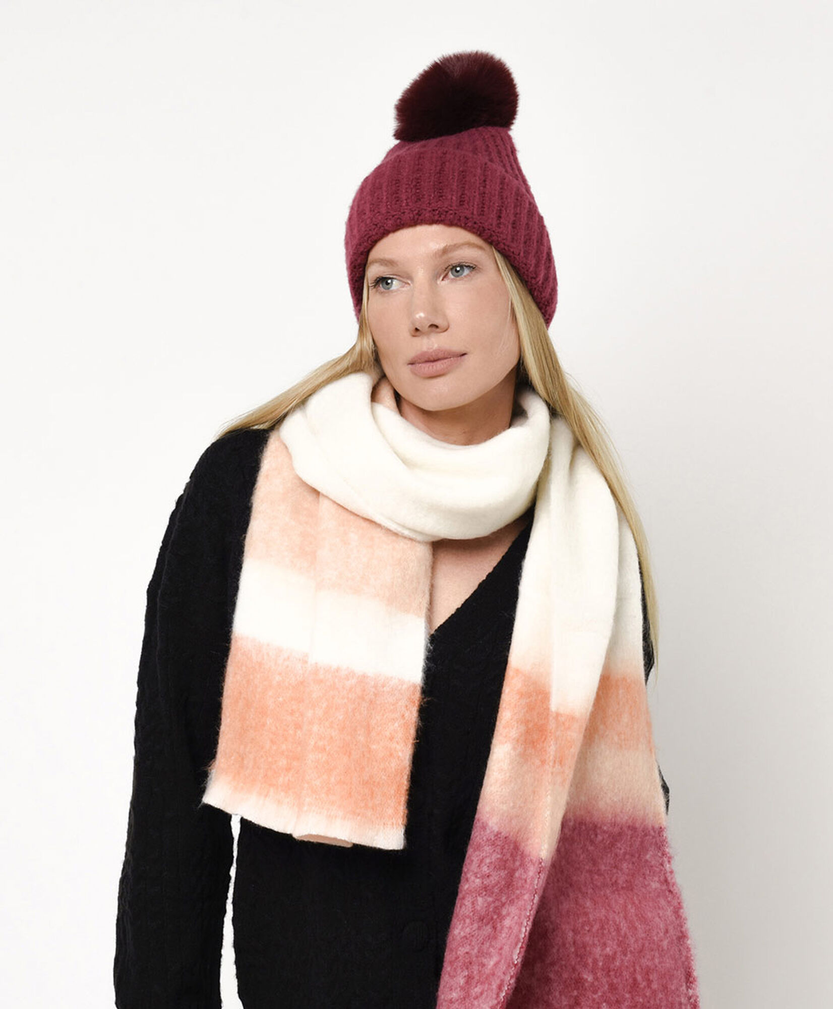 Set bufanda + gorro mujer líneas Set bufanda + gorro mujer líneas