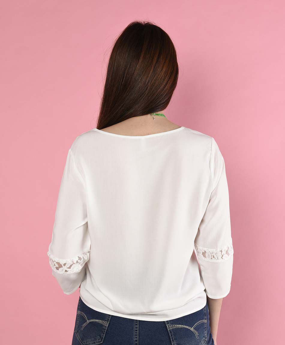 Blusa mixta encaje