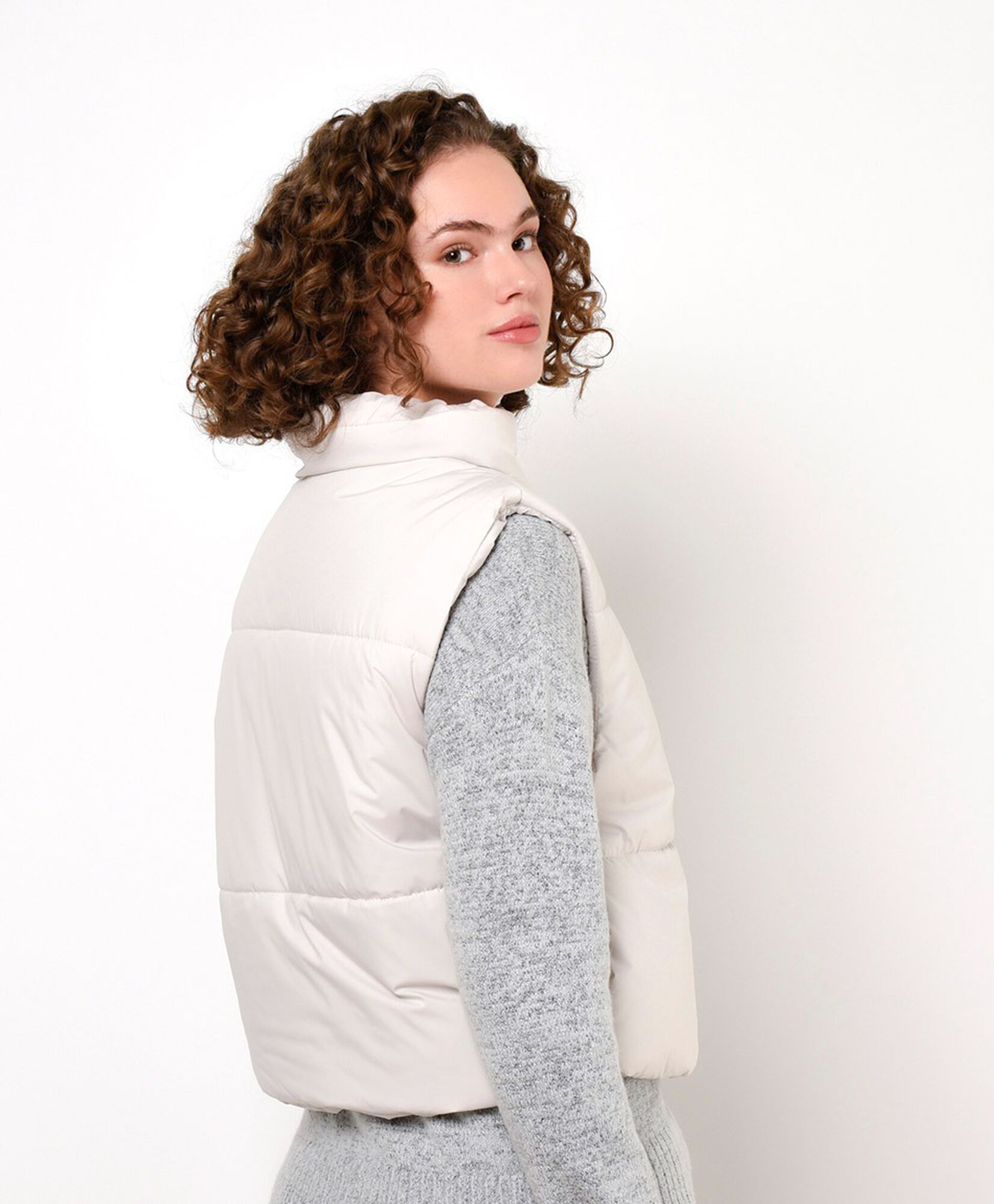 Parka mujer puffa crop sin mangas Parka mujer puffa crop sin mangas