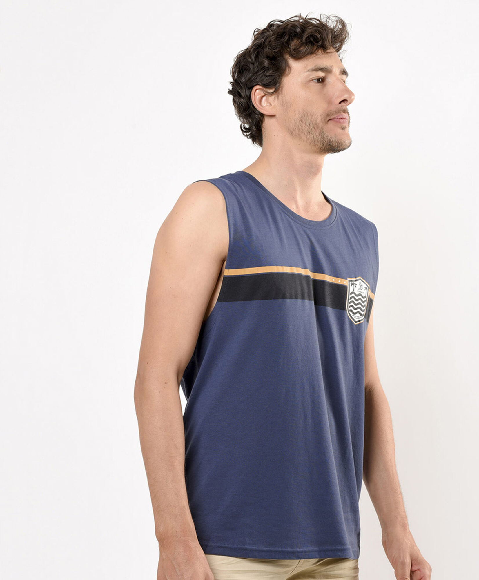 Polera hombre tricolor sin mangas Polera hombre tricolor sin mangas