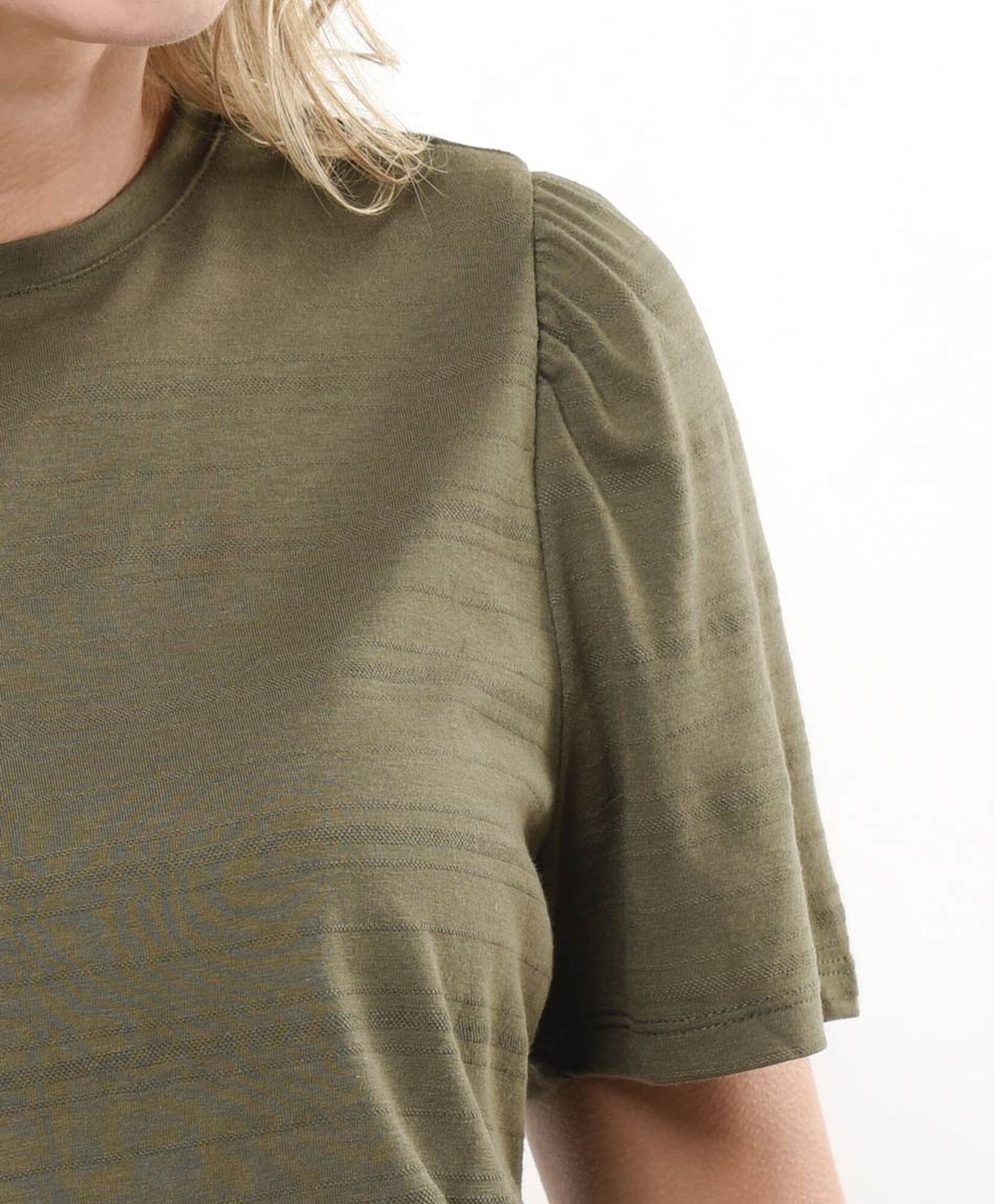 Polera mujer textura líneas Polera mujer textura líneas