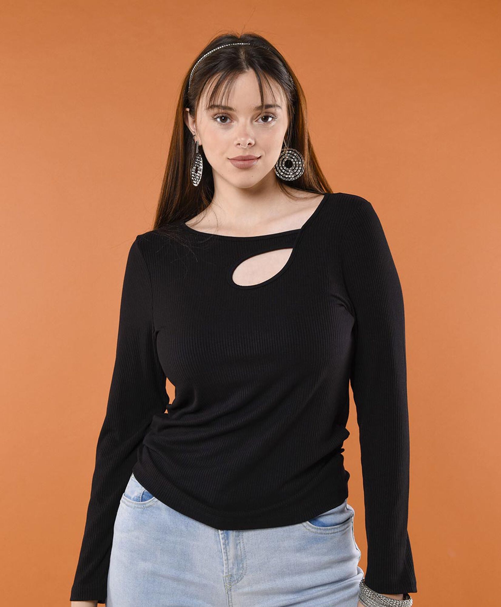 Polera mujer cut out Polera mujer cut out