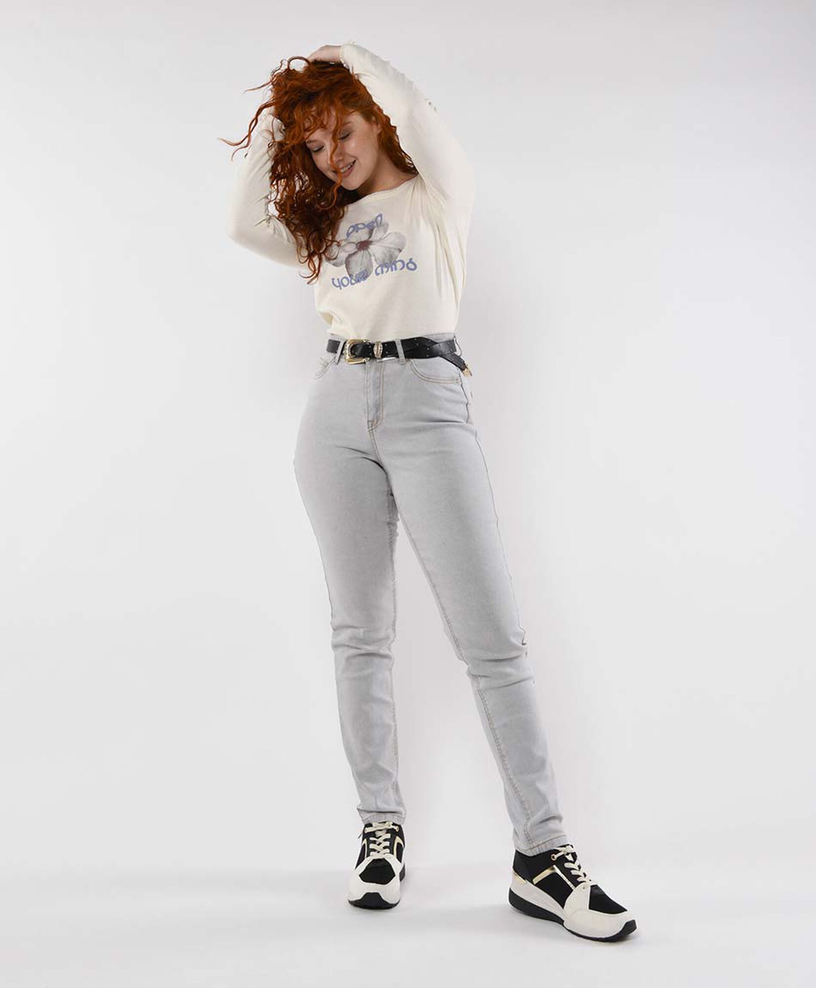 Jeans mujer liso tiro alto Jeans mujer liso tiro alto