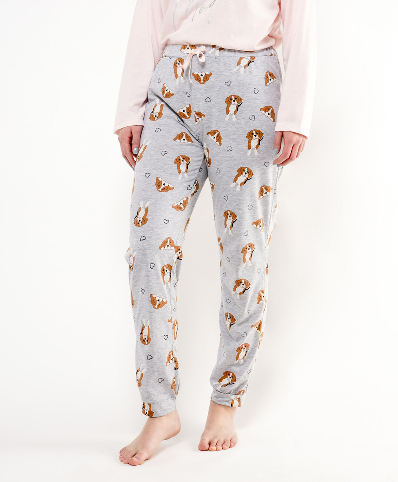 Pijama mujer perro durmiendo Pijama mujer perro durmiendo