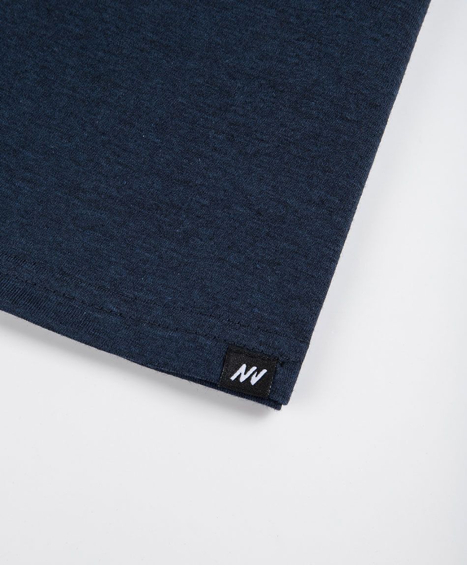Polera deportiva hombre lisa