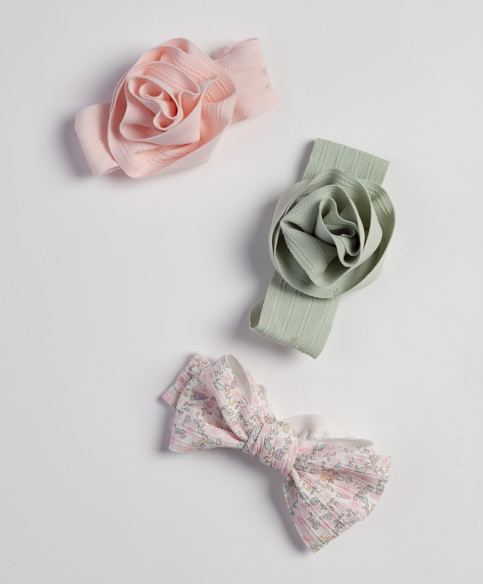 Set accesorios bebé pastel Set accesorios bebé pastel