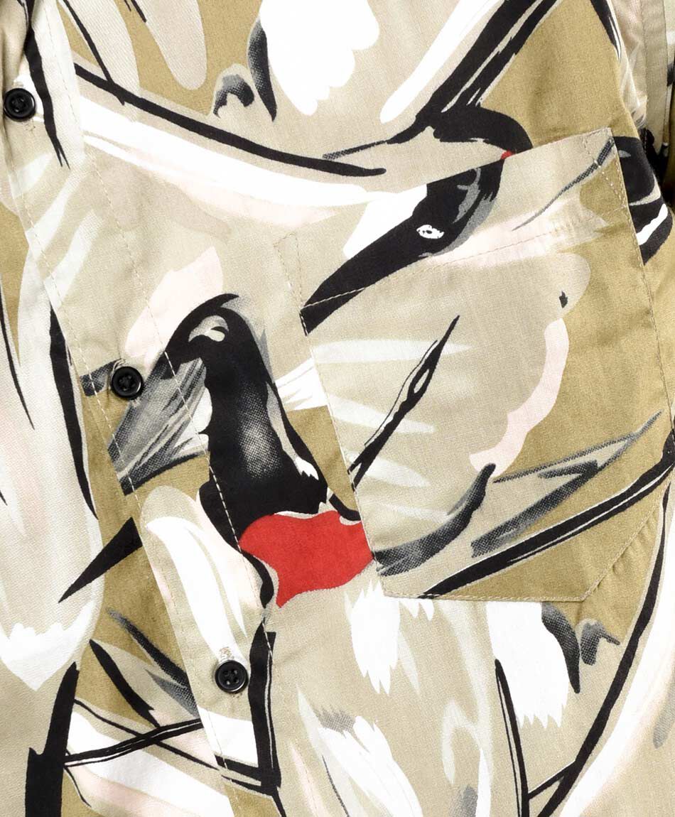Camisa hombre estampado p&aacute;jaro