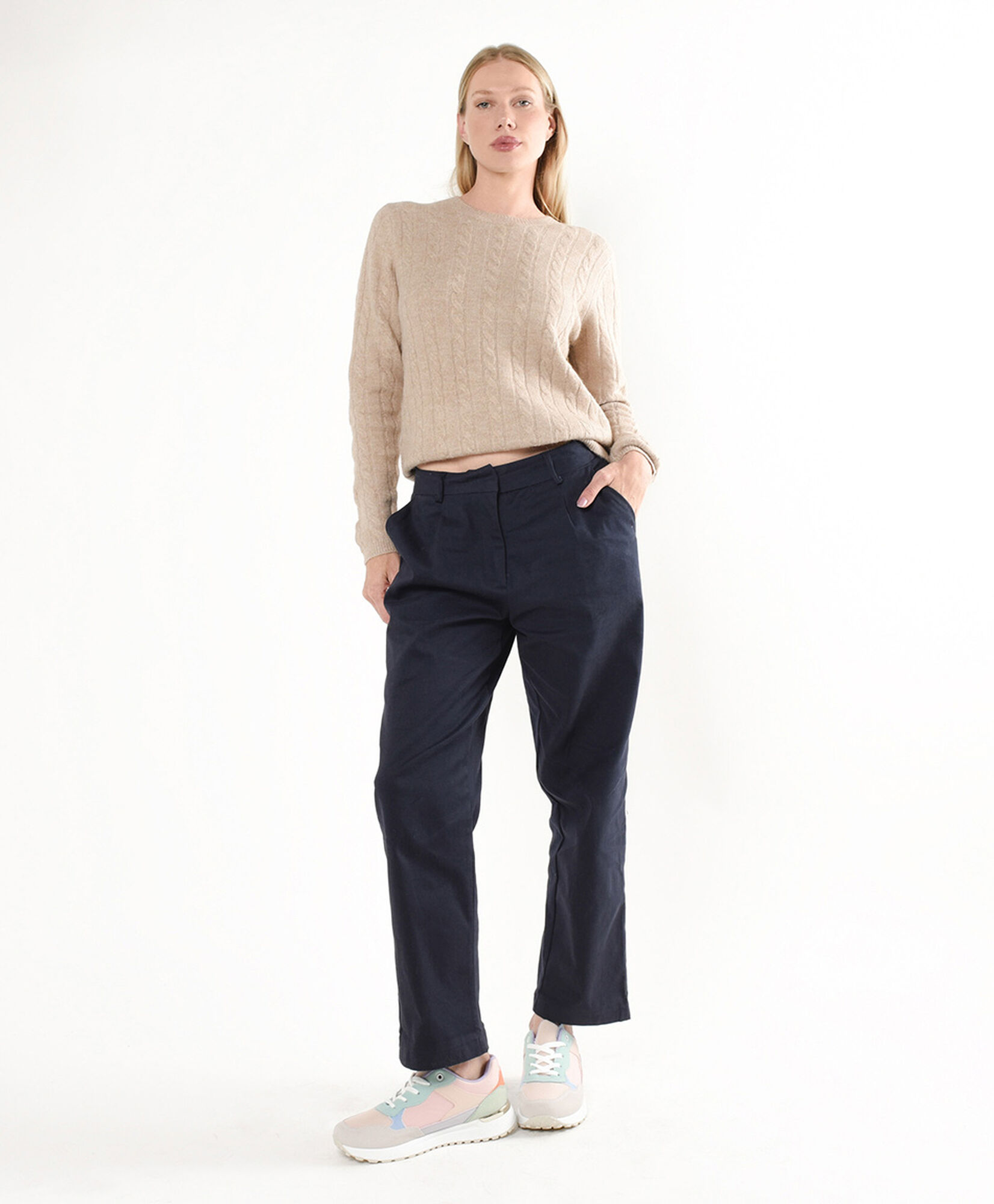 Pantalón mujer recto liso Pantalón mujer recto liso